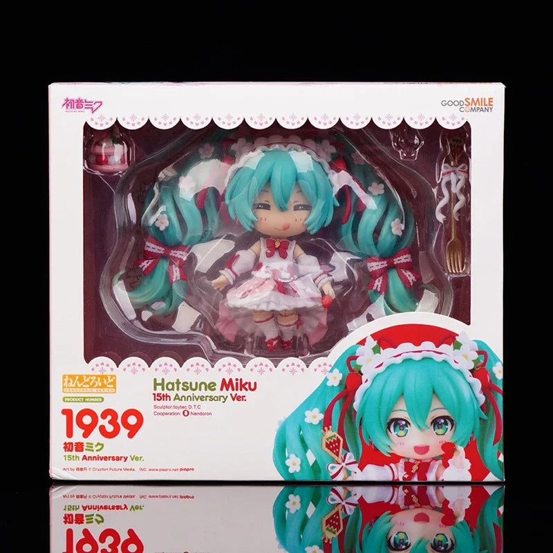 Hatsune Miku 15th Anniversary Strawberry Edition Figure | 10cm PVC Anime Collectible