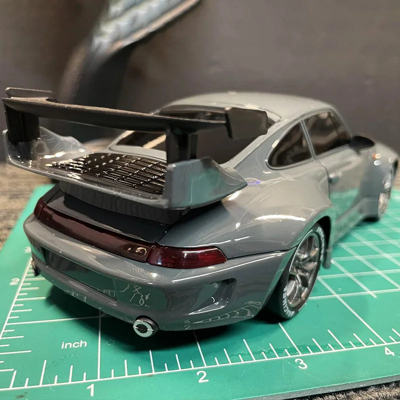 1:24 RC Drift Car with LED Lights – 4WD 20KM/H High Speed Drifter with Extra Tires