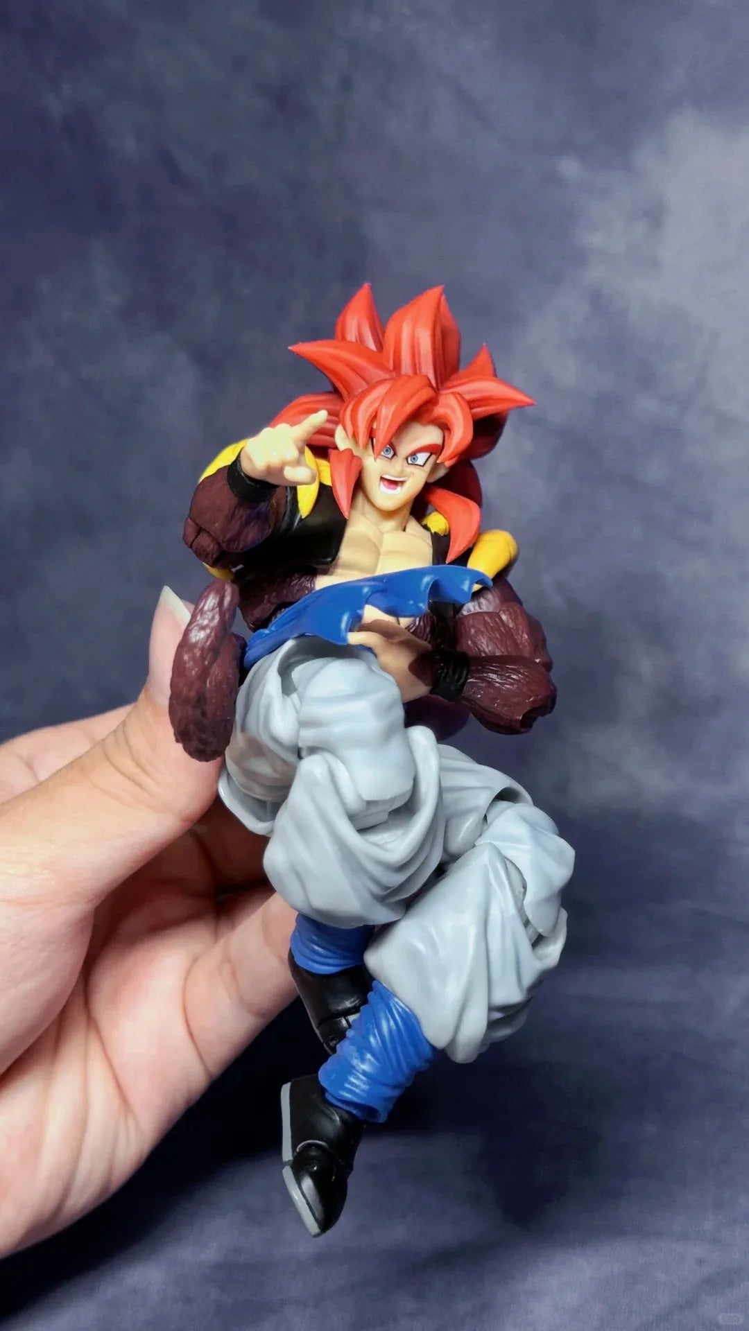 Dragon Ball SSJ4 Gogeta – Demoniacal Fit SHF Action Figure