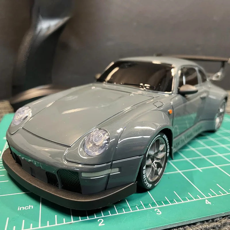 1:24 RC Drift Car with LED Lights – 4WD 20KM/H High Speed Drifter with Extra Tires